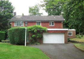 4 bedroom Detached t...